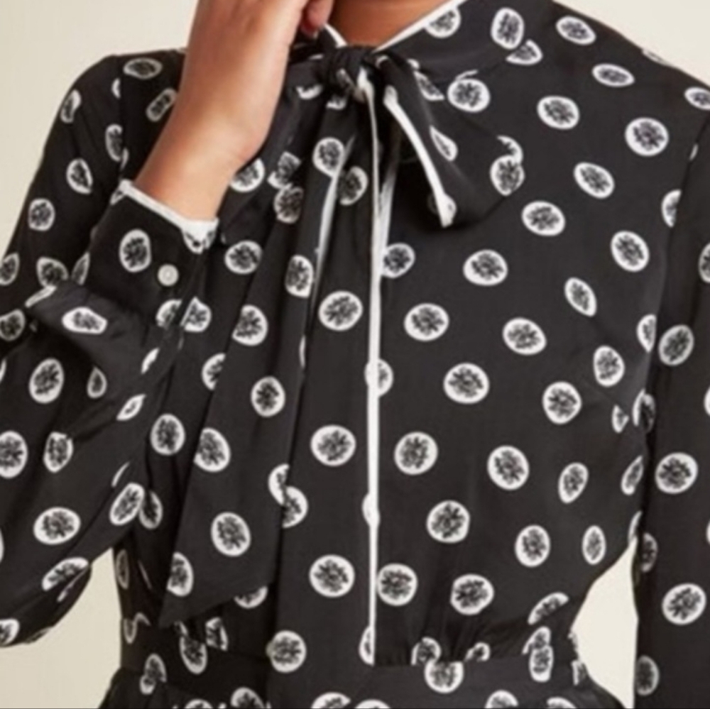 Modcloth Black and White Long Sleeve Dress - Picture 2 of 16